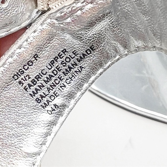 STEVE MADDEN SILVER RHINESTONE DISCO HEELS SANDALS WOMENS SZ 8.5 - Picture 5 of 10